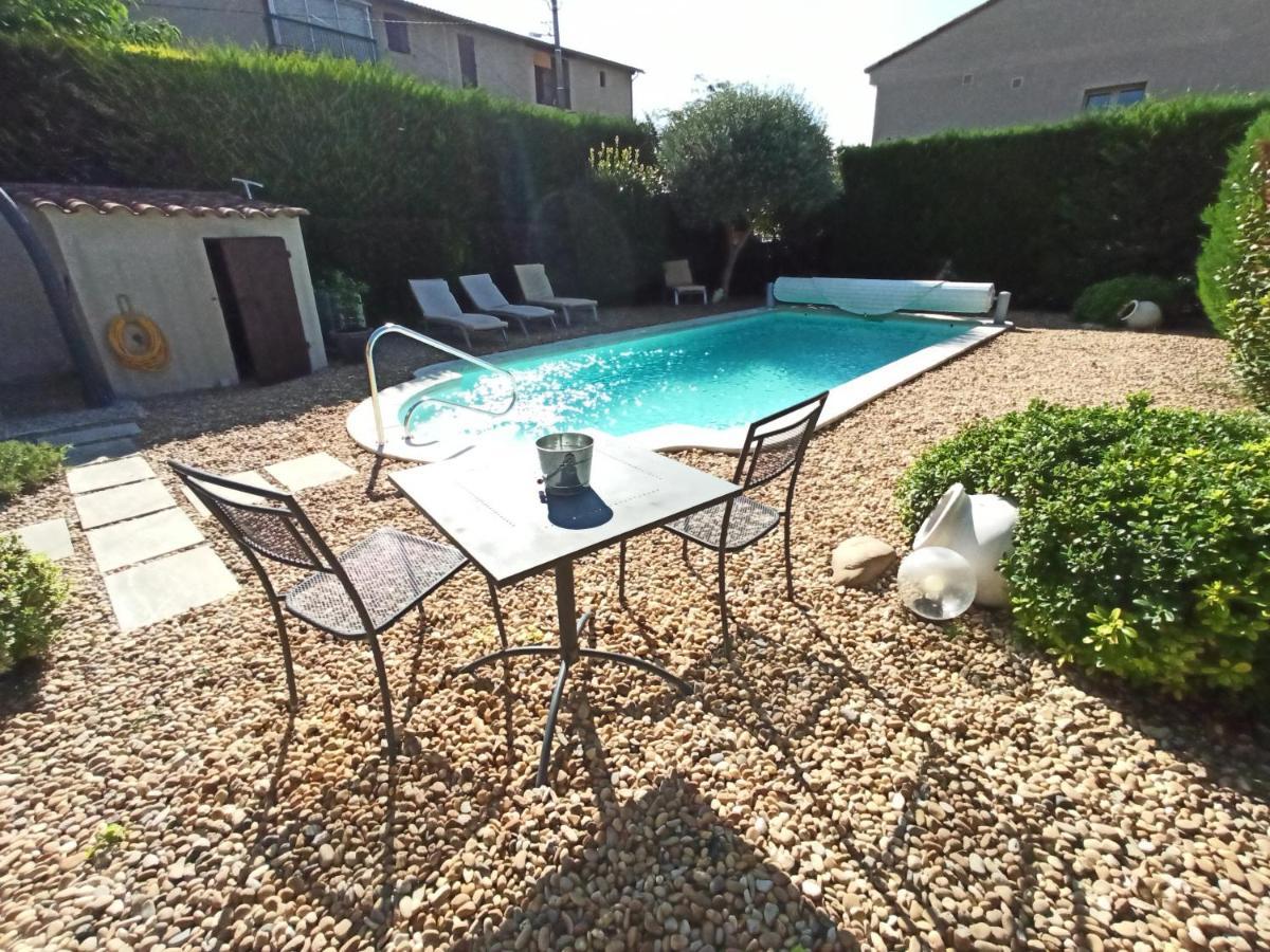 Appartement Grand Confort A Deux Pas Du Centre Ville ลีล-ซูร์-ลา-ซอร์ก ภายนอก รูปภาพ