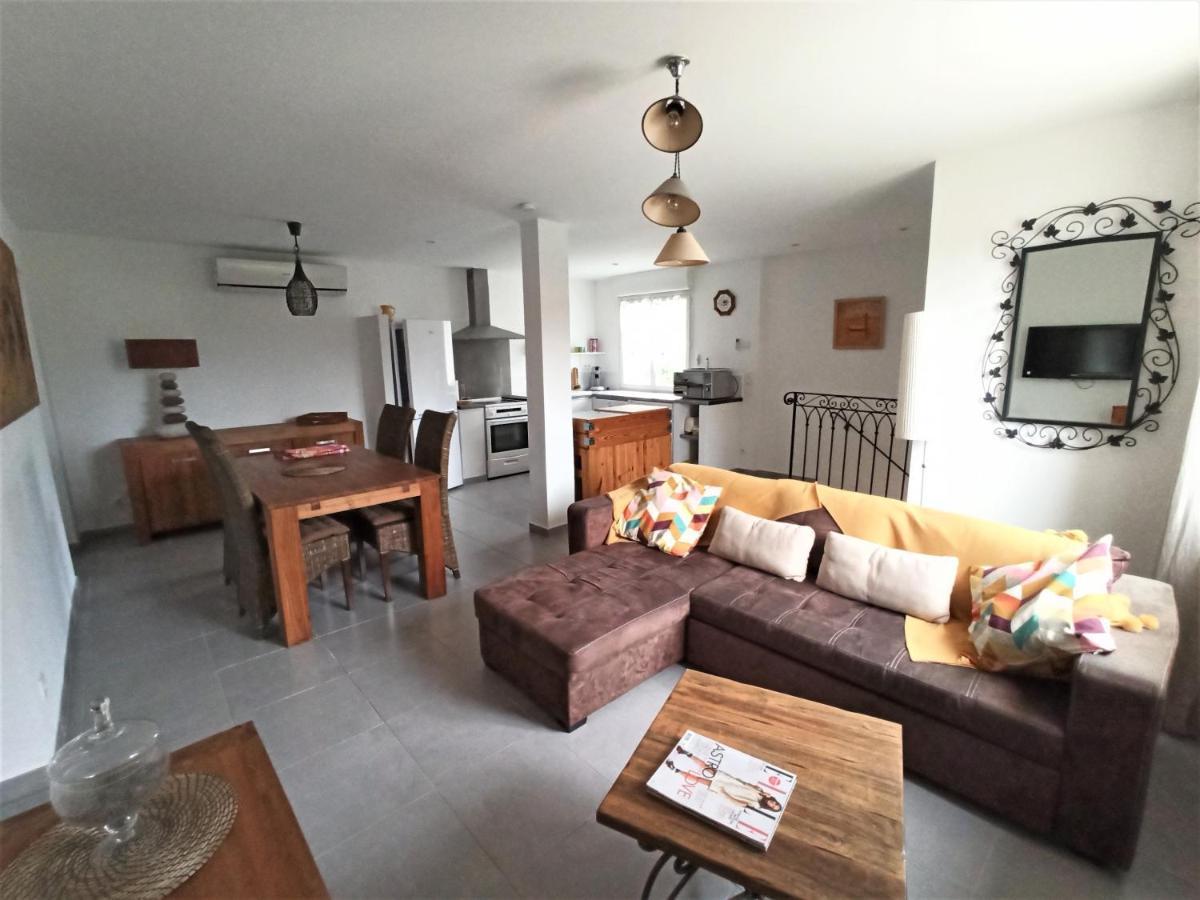 Appartement Grand Confort A Deux Pas Du Centre Ville ลีล-ซูร์-ลา-ซอร์ก ภายนอก รูปภาพ